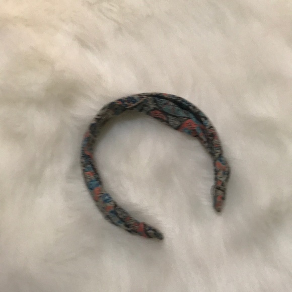 Head bands - Picture 3 of 4